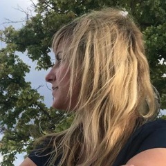 Юлия Степанова, Санкт-Петербург