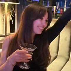 Лола Пчелкина, 19.10, Москва