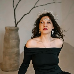 Тоня Бесявская, Санкт-Петербург