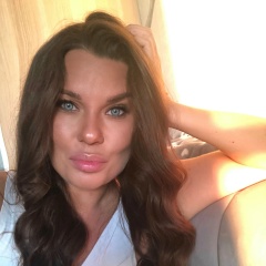 Александра Ушакова, Москва