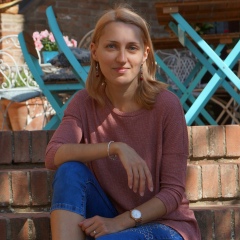 Елена Лесакова, 17.11, Praha