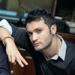 Burak Ersahone, 05.02, İstanbul