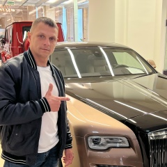 Амир Муратов