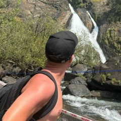 Антон Антонов, Москва