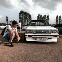 Максим Максимов, Москва