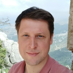 Kornelios Magnolius, Москва