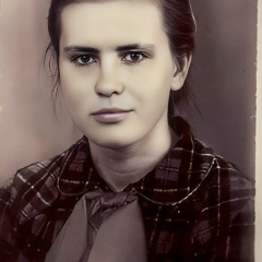 Нонна Коноплёва, Астрахань