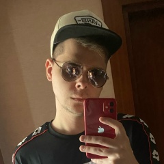 Денис Стаченко