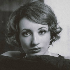Елена Лузай, Инта