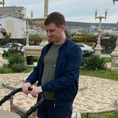 Виктор Наполинский, 01.05, Геленджик