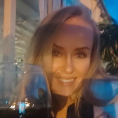 Екатерина Лысакова