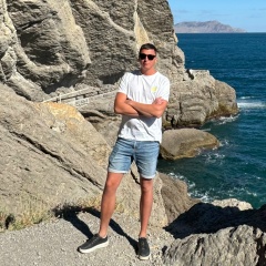 Антон Антонов