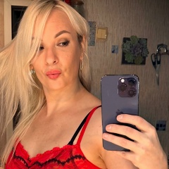 Елена Сквара, Москва