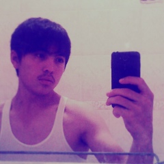 Эламан Толонов