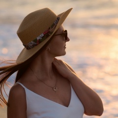 Вика Казеннова