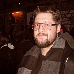 Денис Тупика