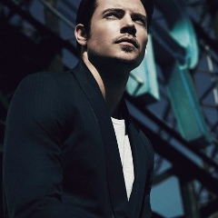 Josh Henderson, 15.10.1981, Dallas