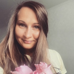 Юля Шахова, Санкт-Петербург