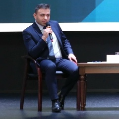 Евгений Ткачёв, Warszawa