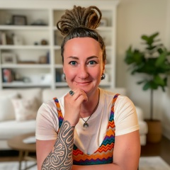 Нюра Каминская, 01.10.1984, Санкт-Петербург