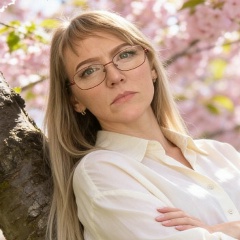 Лена Неслепаянесвятая, Санкт-Петербург