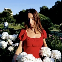 Olya Lesik, Москва
