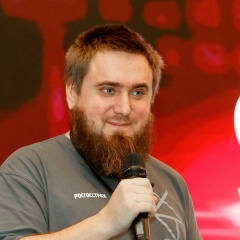 Максим Васильев