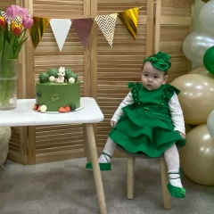 Стэлла Иргит, Кызыл