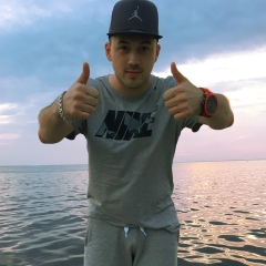 Женя Завьялов