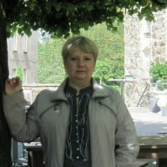 Наталья Белоусова, Тихвин