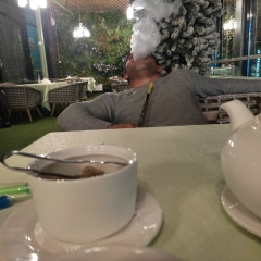 Ogs T-Yan, 01.09.1990