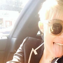 Miley Cyrus, 23.11.1992, Pluto