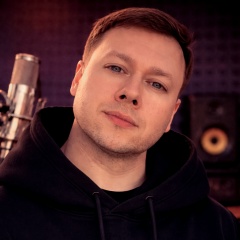 Джонатан Айс, Москва