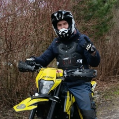 Денис Петров