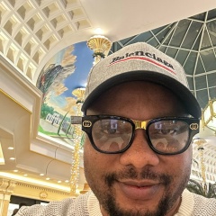 John Richard, 03.02, Manchester