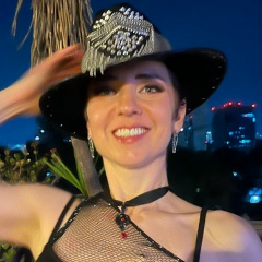 Александра Снесарева, 23.12, New York City