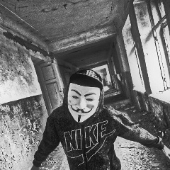 Саша Сержан, Киев