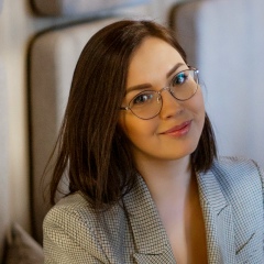 Полина Козлова, Москва