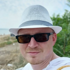 Антон Морозов
