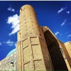 Akmal Abdumalikov, 15.05, Paris