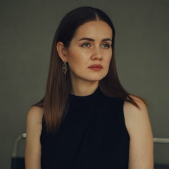 Яна Шакирова, Москва