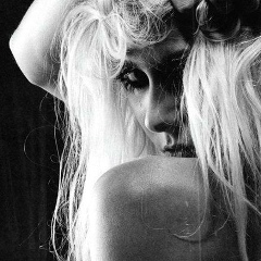Taylor Momsen, 26.07.1993
