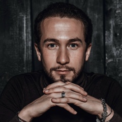 Роберт Оксузян, Москва