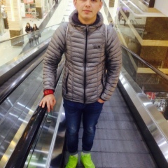 Макси Ахмеджанов, 31.12, Москва