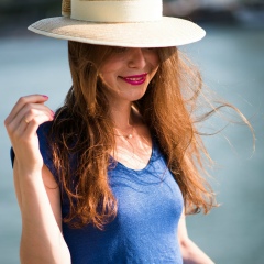 Анютка Зуева, 20.05.1989