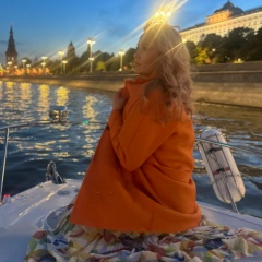 Лера Вежневец, Москва