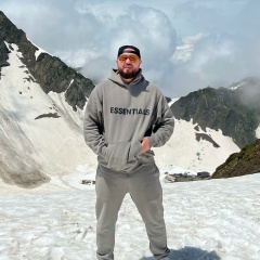 Ильяс Артурович, 20.12, Санкт-Петербург