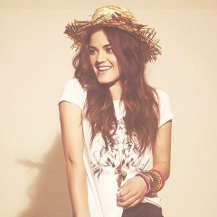 Aria Montgomery, Boston