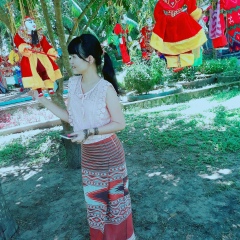 Ei San, 25.03.2001, Pathein