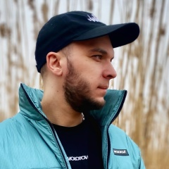 Ми Шан, Азов